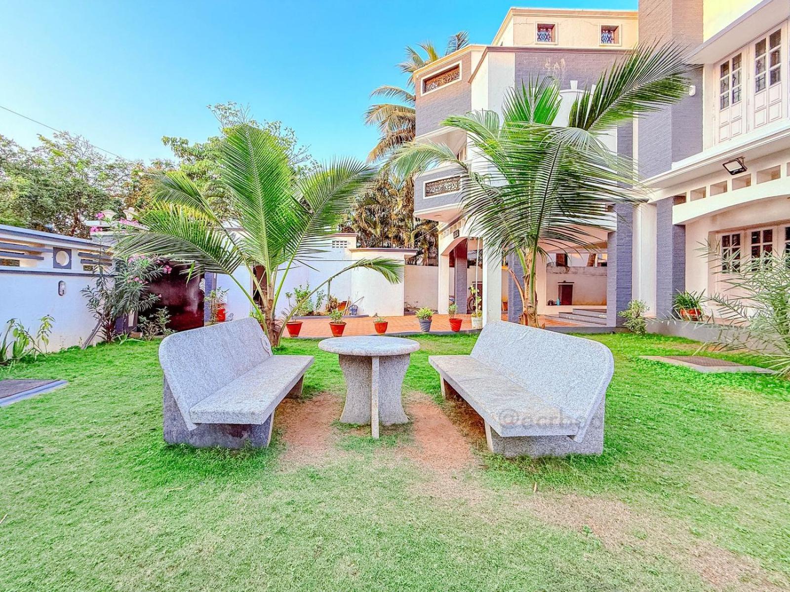 Marvel Times Beach House Chennai Luaran gambar